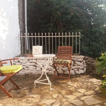 شاليه Elm Tree Dream Catcher Strinilas